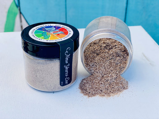 New Years Eve / Making Powder
